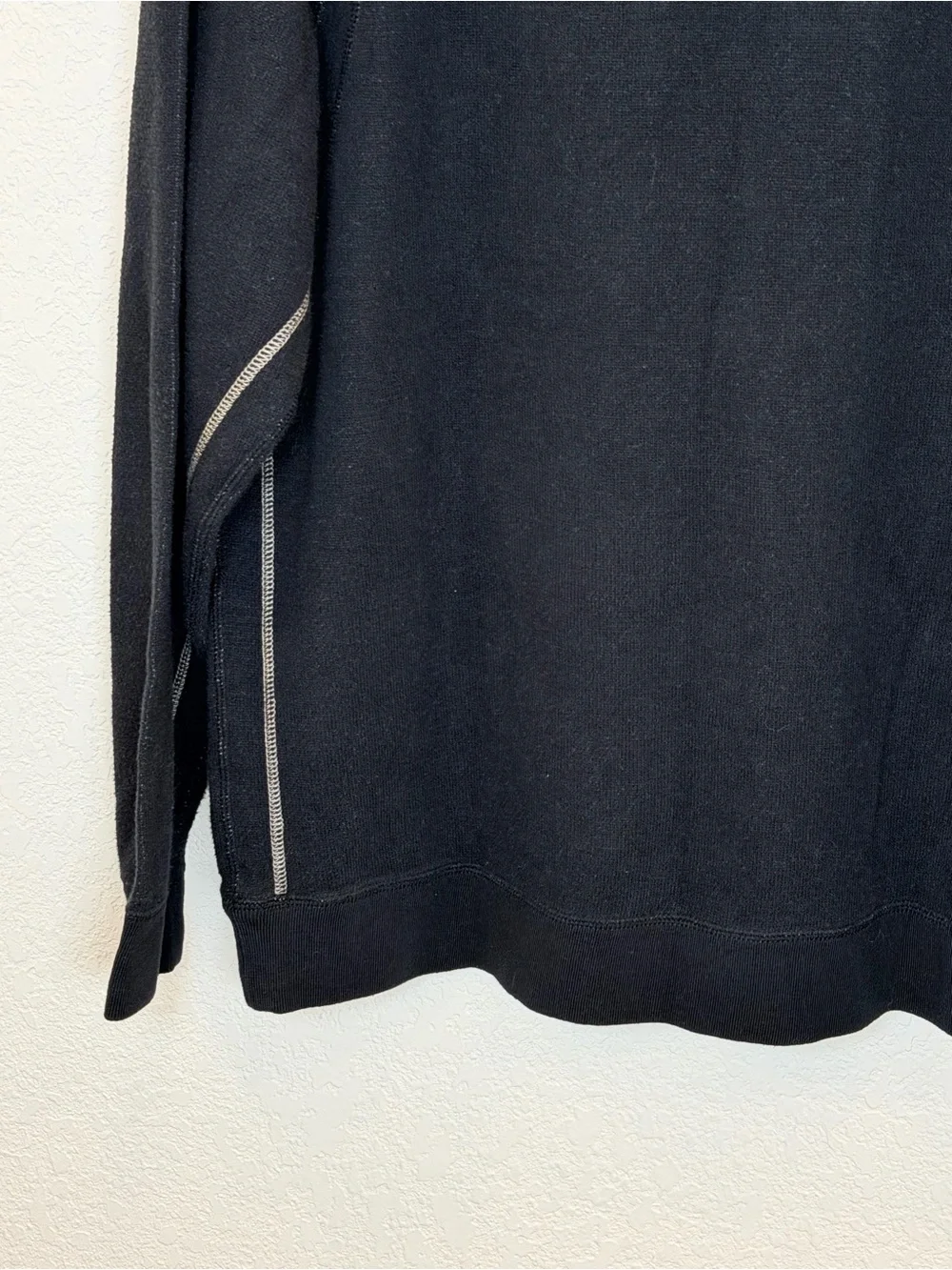 Tommy Bahama Reversible Half Zip Pullover NWT! in Midnight Oil size Large